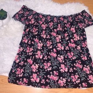 American Eagle Floral Off The Shoulder Top